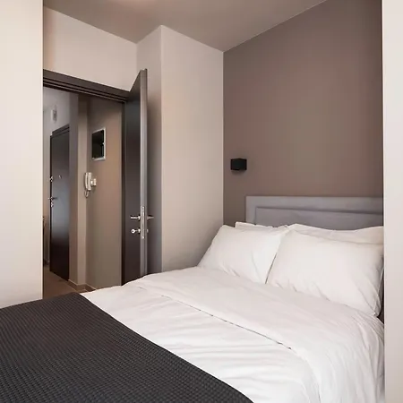 Oditee Rotonda Apartman *